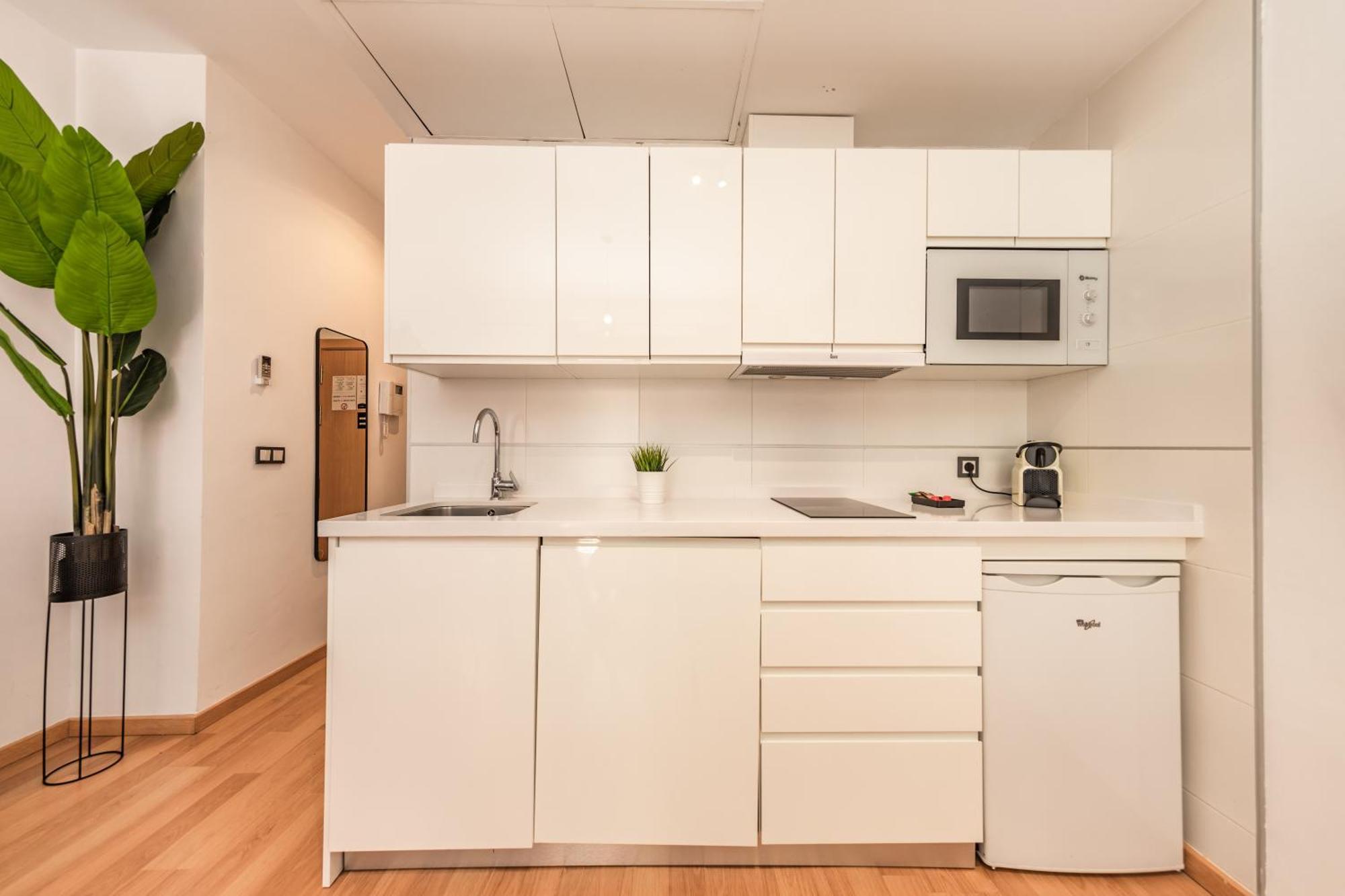 Industrial Studio In The City Center By Rems Málaga Extérieur photo