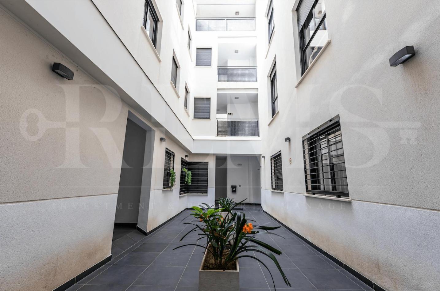 Industrial Studio In The City Center By Rems Málaga Extérieur photo