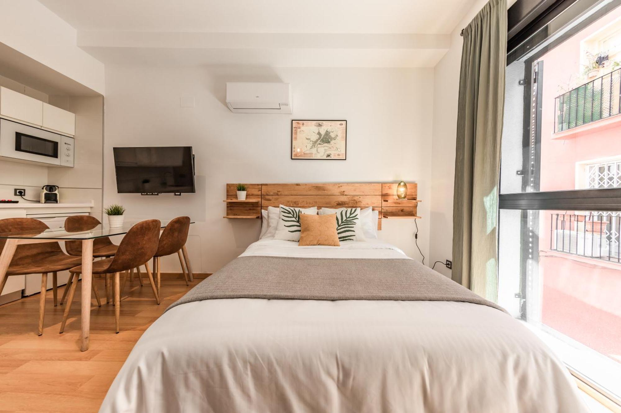 Industrial Studio In The City Center By Rems Málaga Extérieur photo