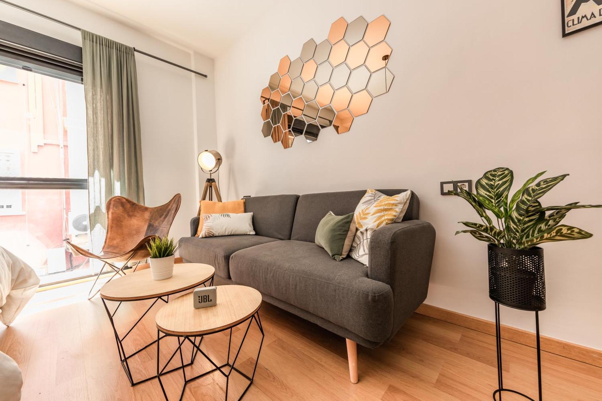 Industrial Studio In The City Center By Rems Málaga Extérieur photo